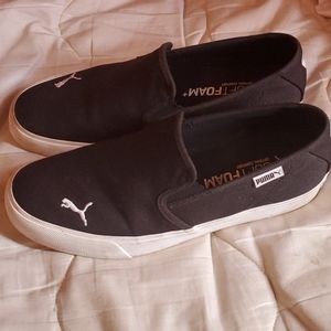 black Puma slip-on
